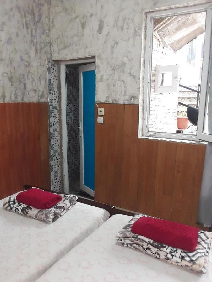 Guesthouse Qeti Batumi Exterior foto
