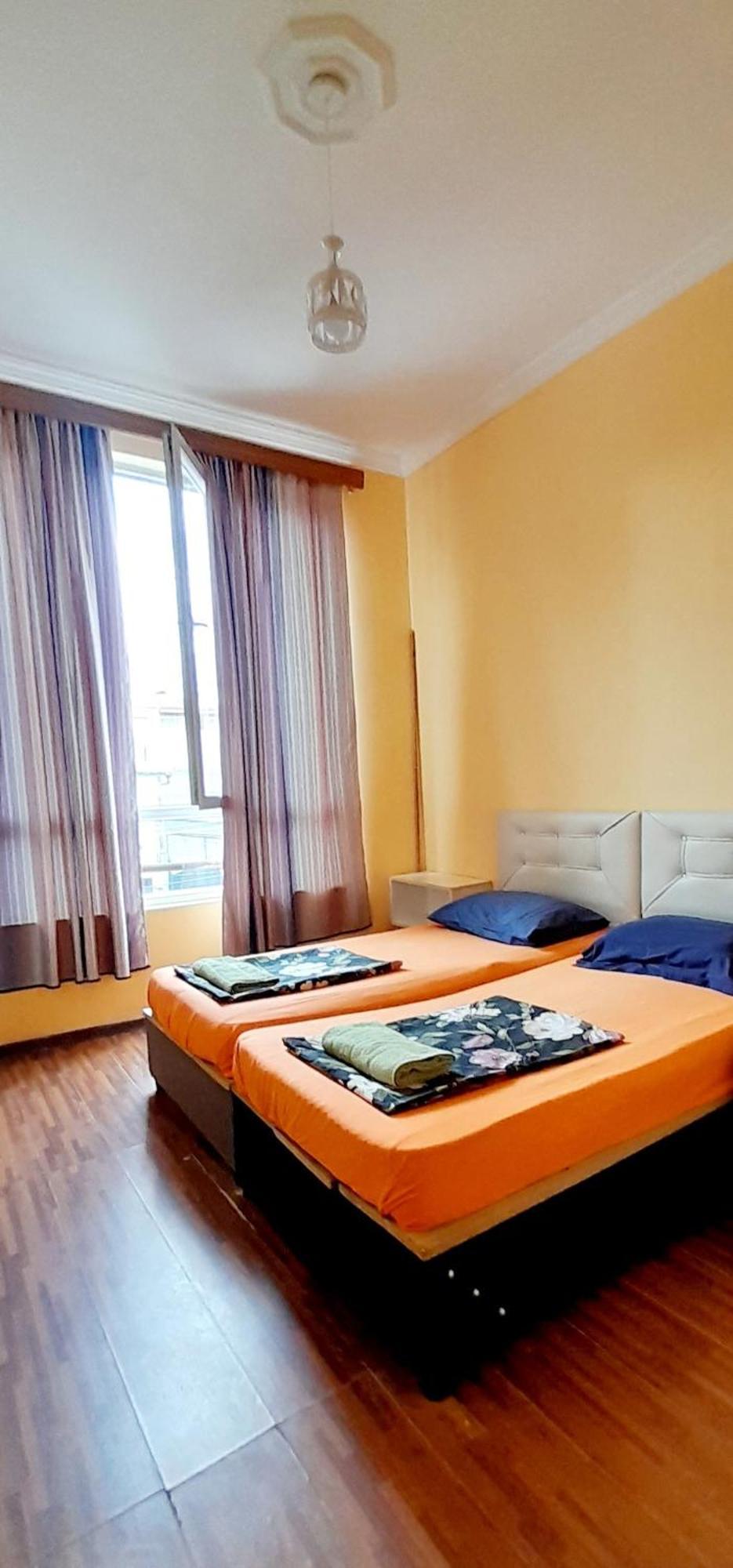 Guesthouse Qeti Batumi Exterior foto